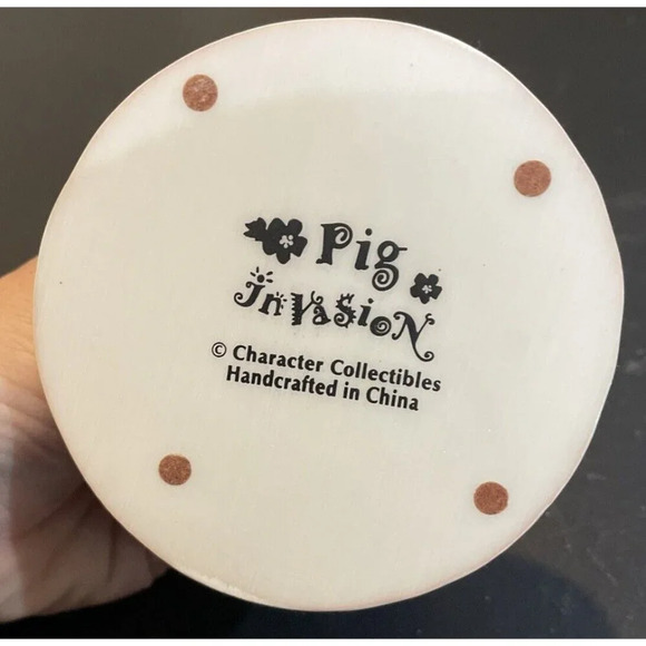 Pig O My Heart Invasion Collectible Figurine Farm Anthropomorphic Decor 2001 - Picture 7 of 7